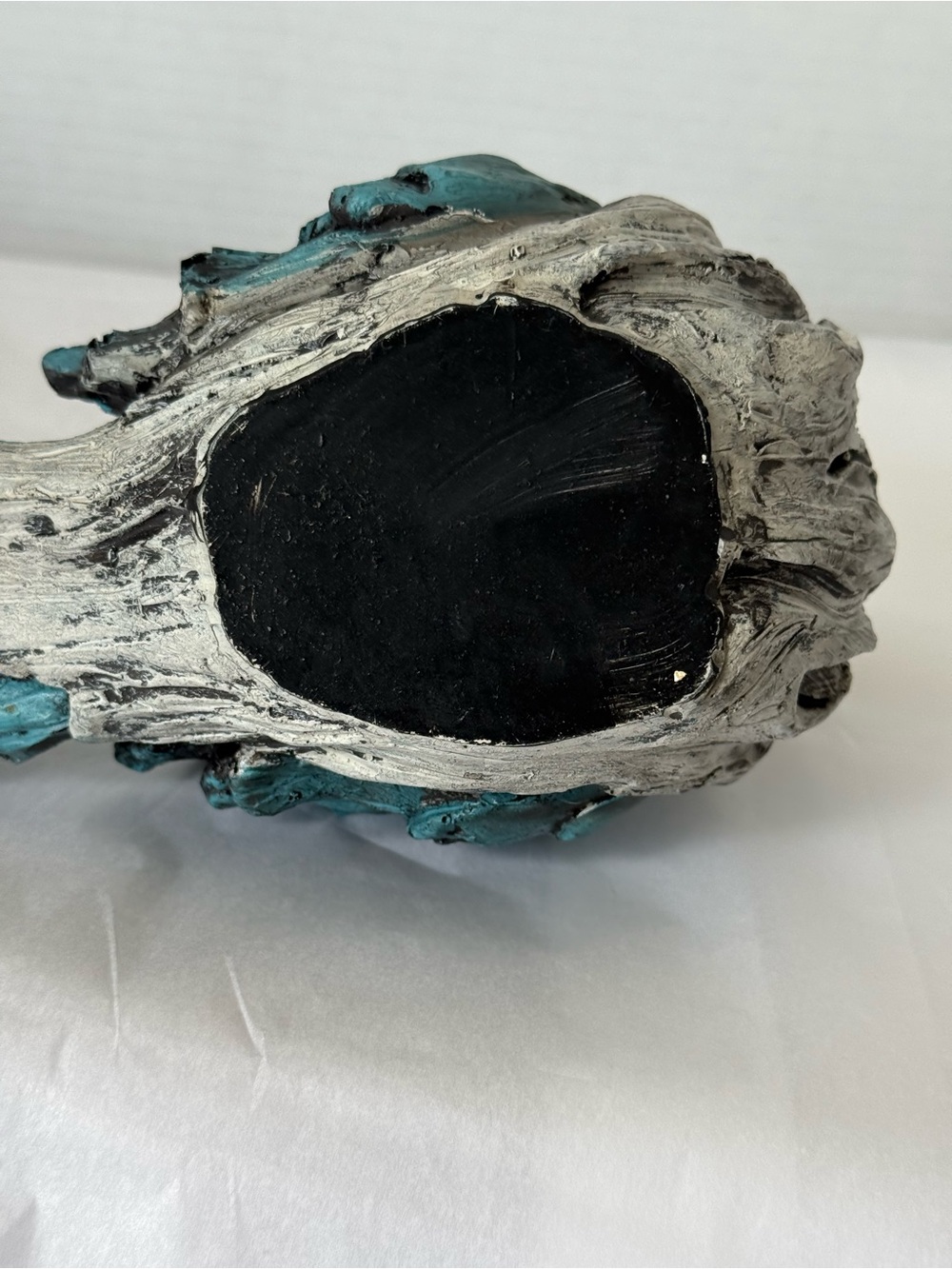 Resin Blue and Grey Bird Figurine for Indoor or Outdoor Use - Picture 7 of 7